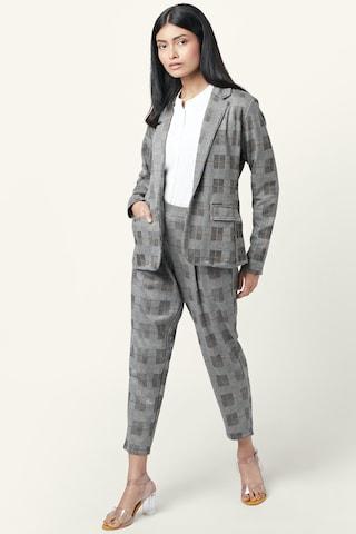 medium grey check formal full sleeves shawl collar women regular fit blazer