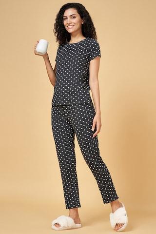 medium grey printeded round neck short sleeves women regular fit t-shirt & pyjama set