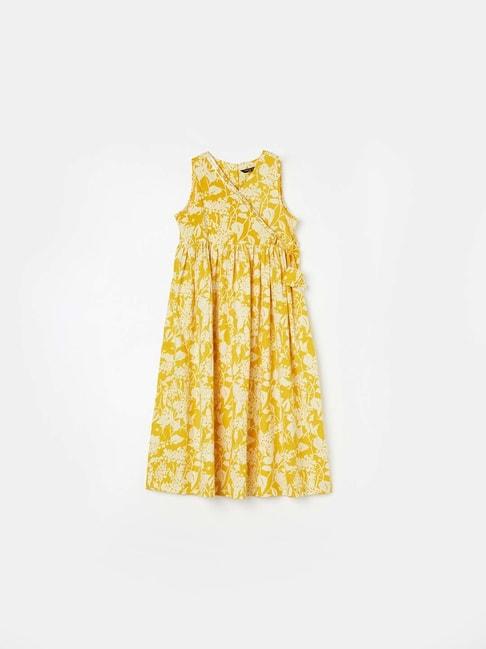 melange by lifestyle kids yellow & white cotton floral print dress