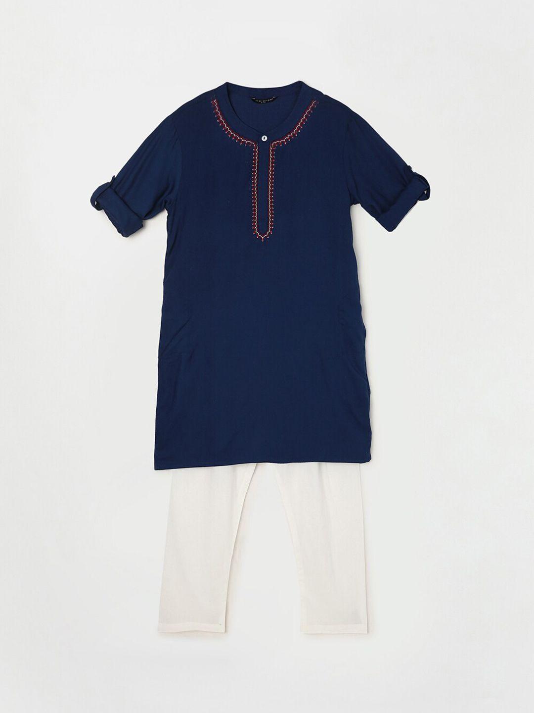 melange by lifestyle boys navy blue thread work kurta with pyjamas