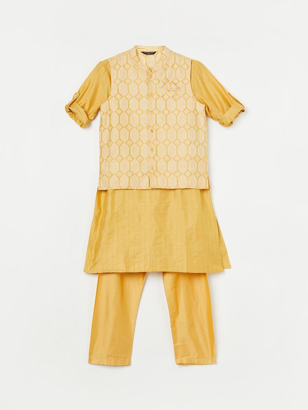 melange by lifestyle boys pure cotton kurta & pyjamas with printed nehru jacket