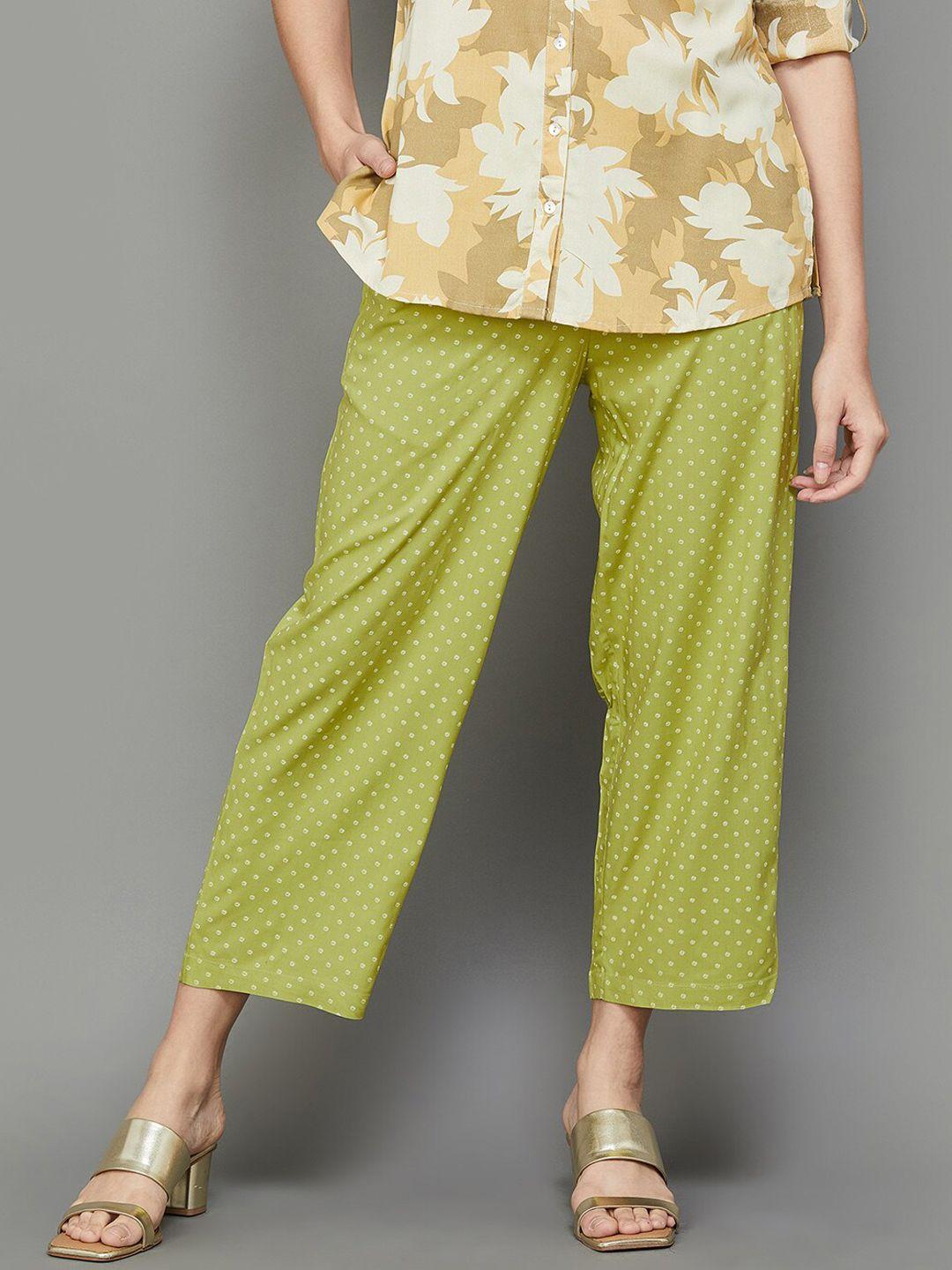 melange by lifestyle women conversational printed mid rise cropped trousers