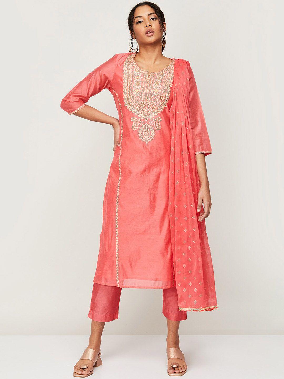 melange by lifestyle women ethnic motifs embroidered kurta with trousers & dupatta