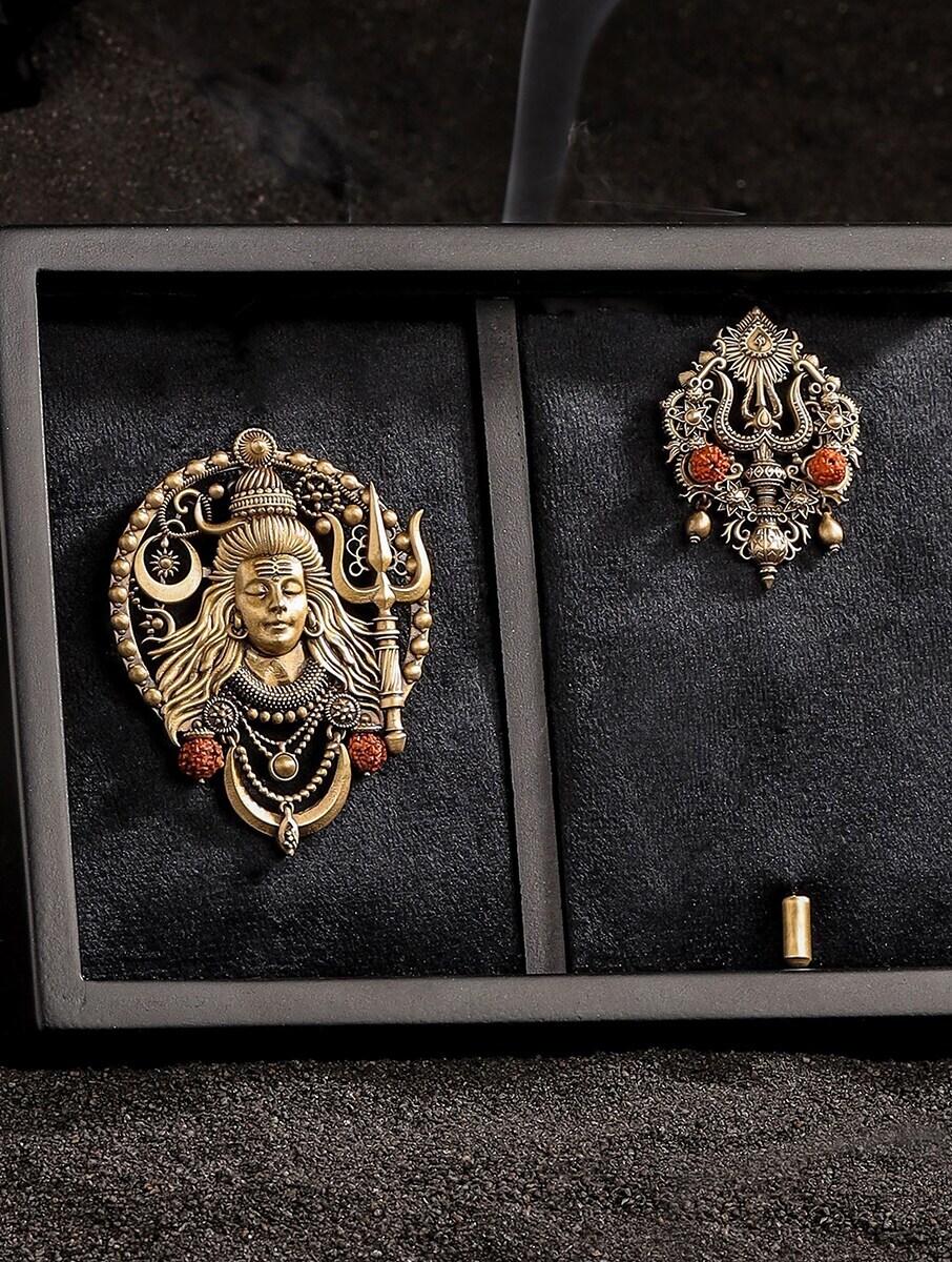 men antique gold brass brooch