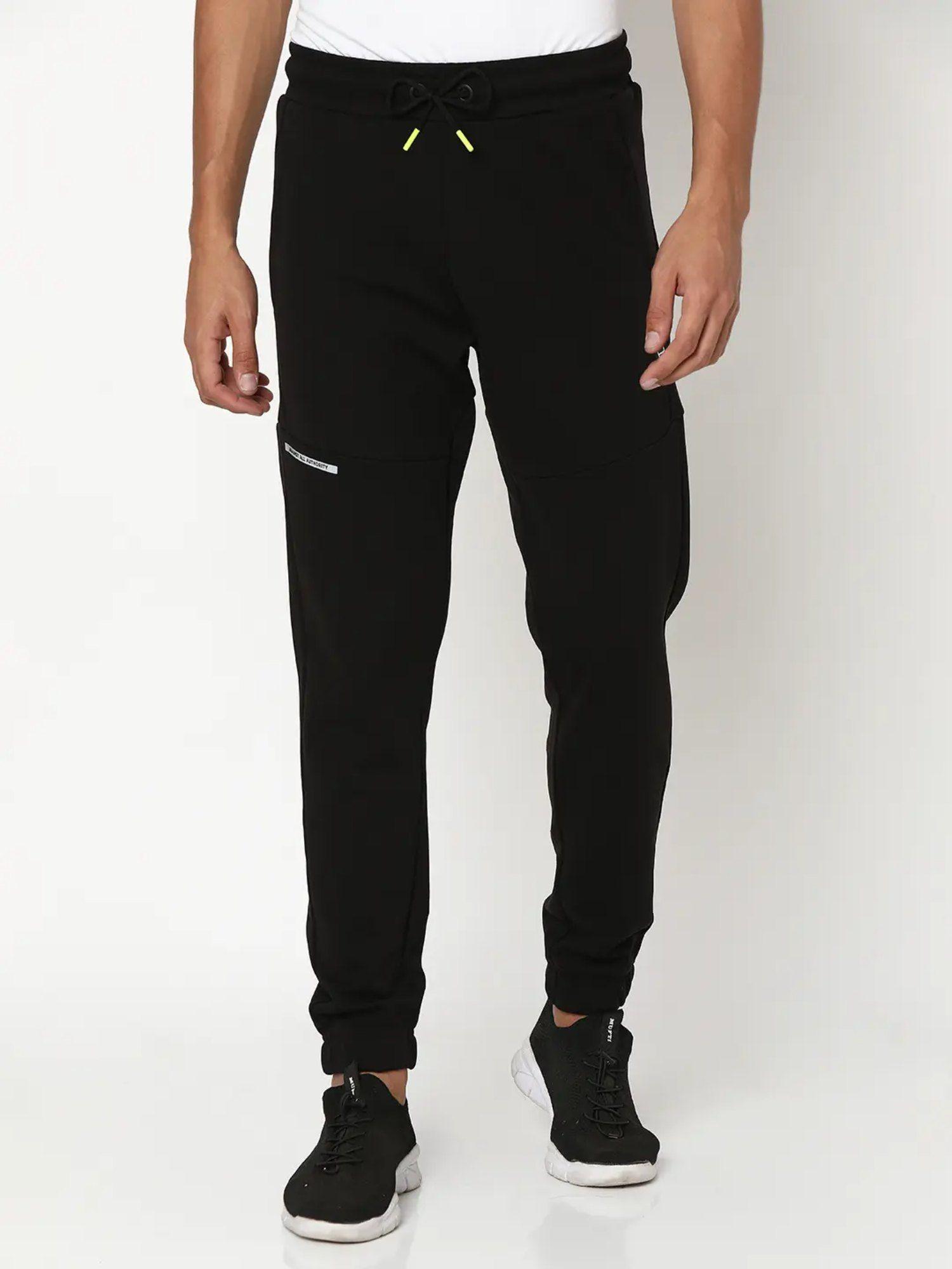 men black blended fit plain casual joggers