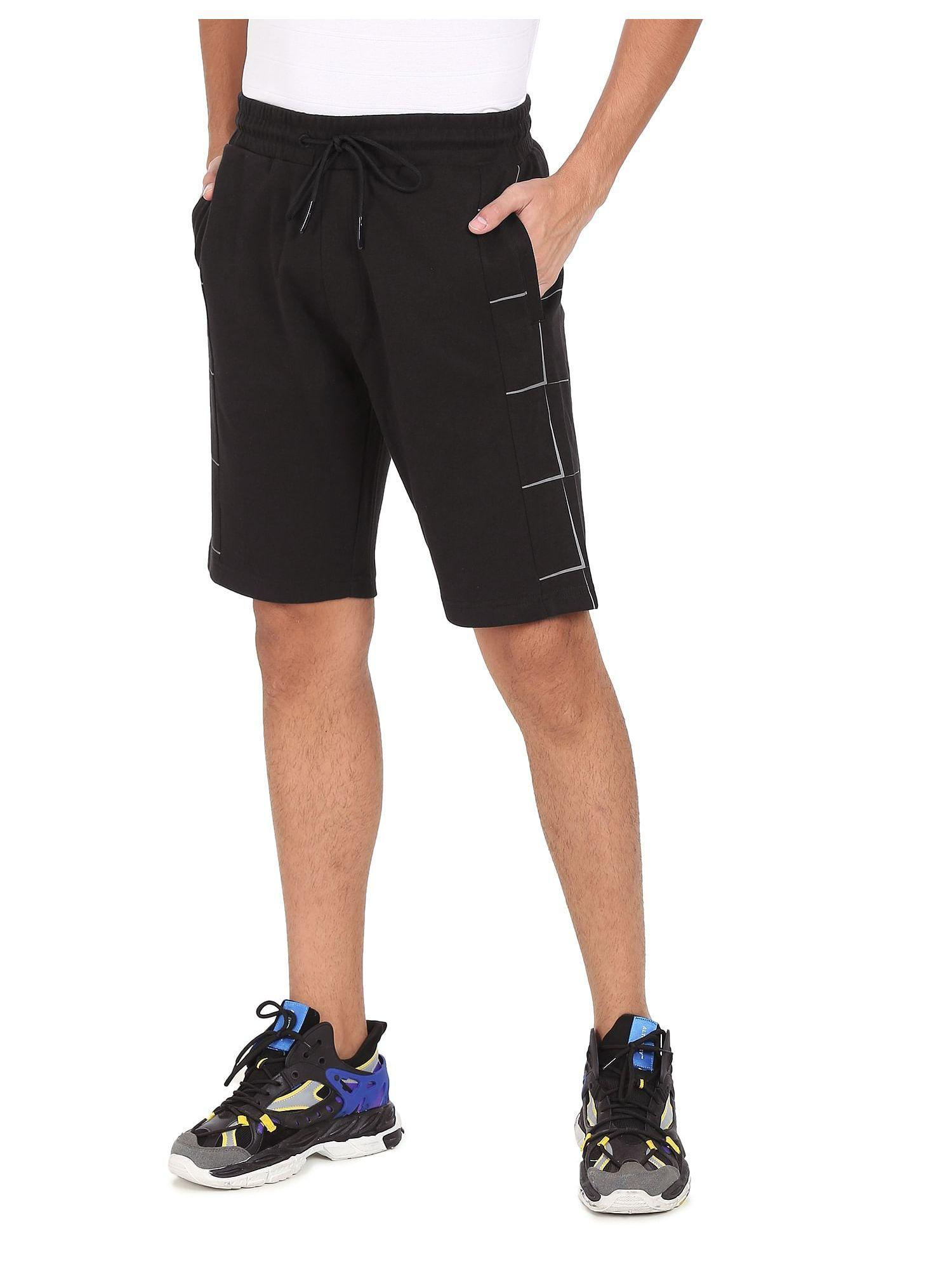 men black elasticized waist solid shorts