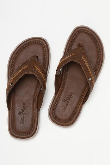 men brown solid flip flops