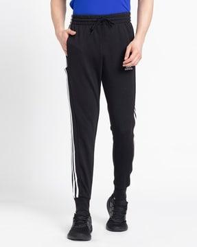 men fitted joggers