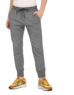 men grey mid rise heathered luxe snit joggers