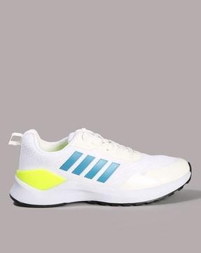 men lace-up running shoes