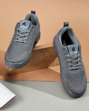 men-lace-up-sneakers
