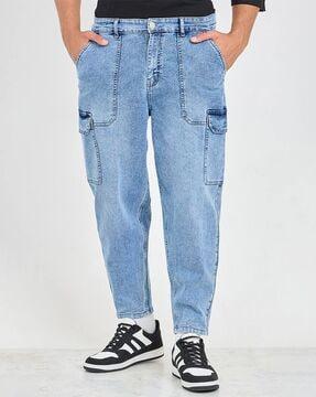 men mid washed relaxed jeans