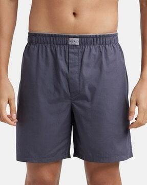 men-mid-rise-regular-fit-shorts