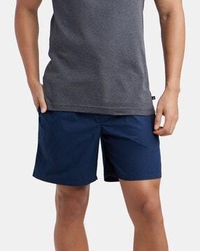 men-mid-rise-regular-fit-shorts