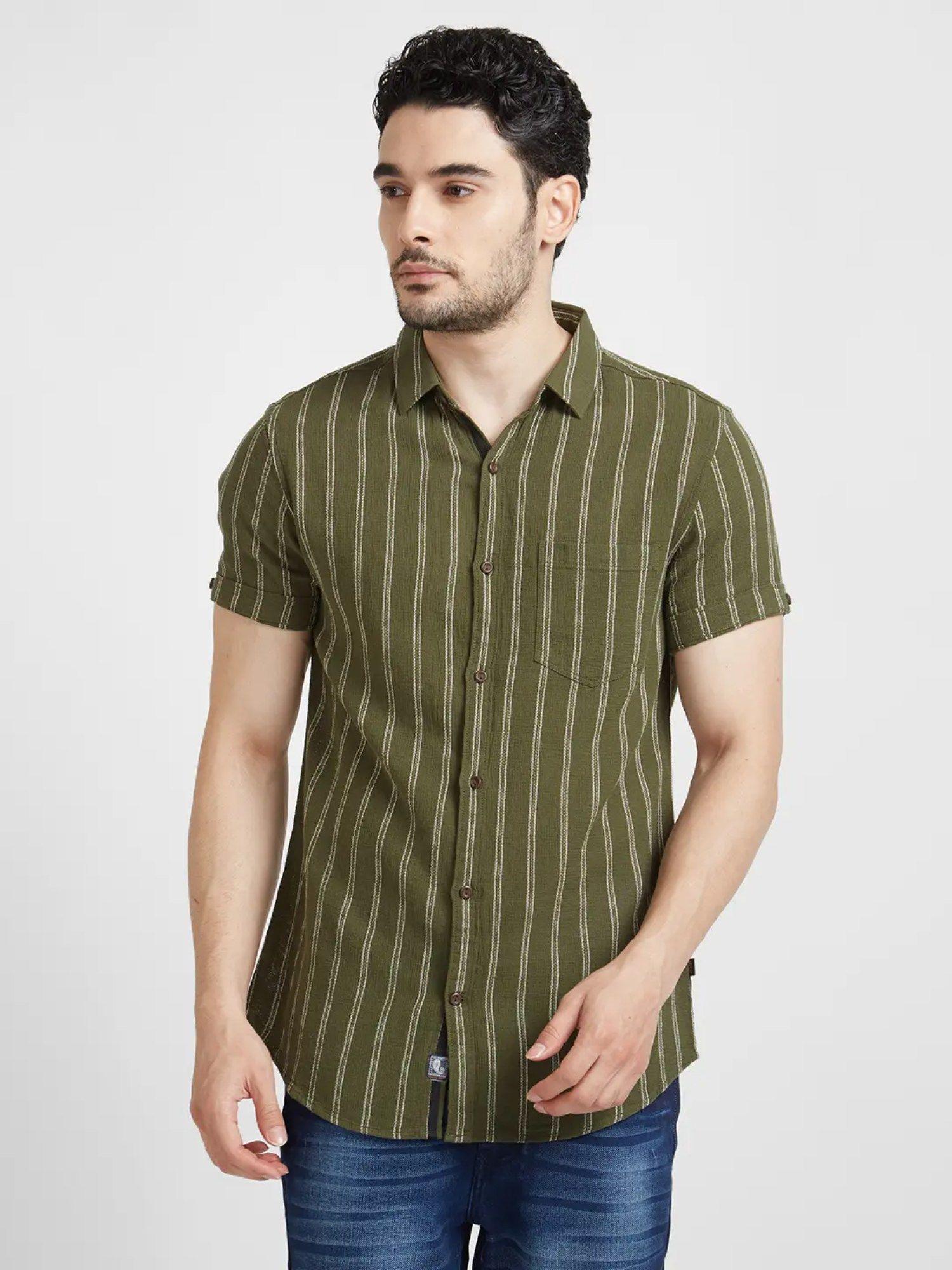 men military green cotton slim fit half sleeve striped shirt