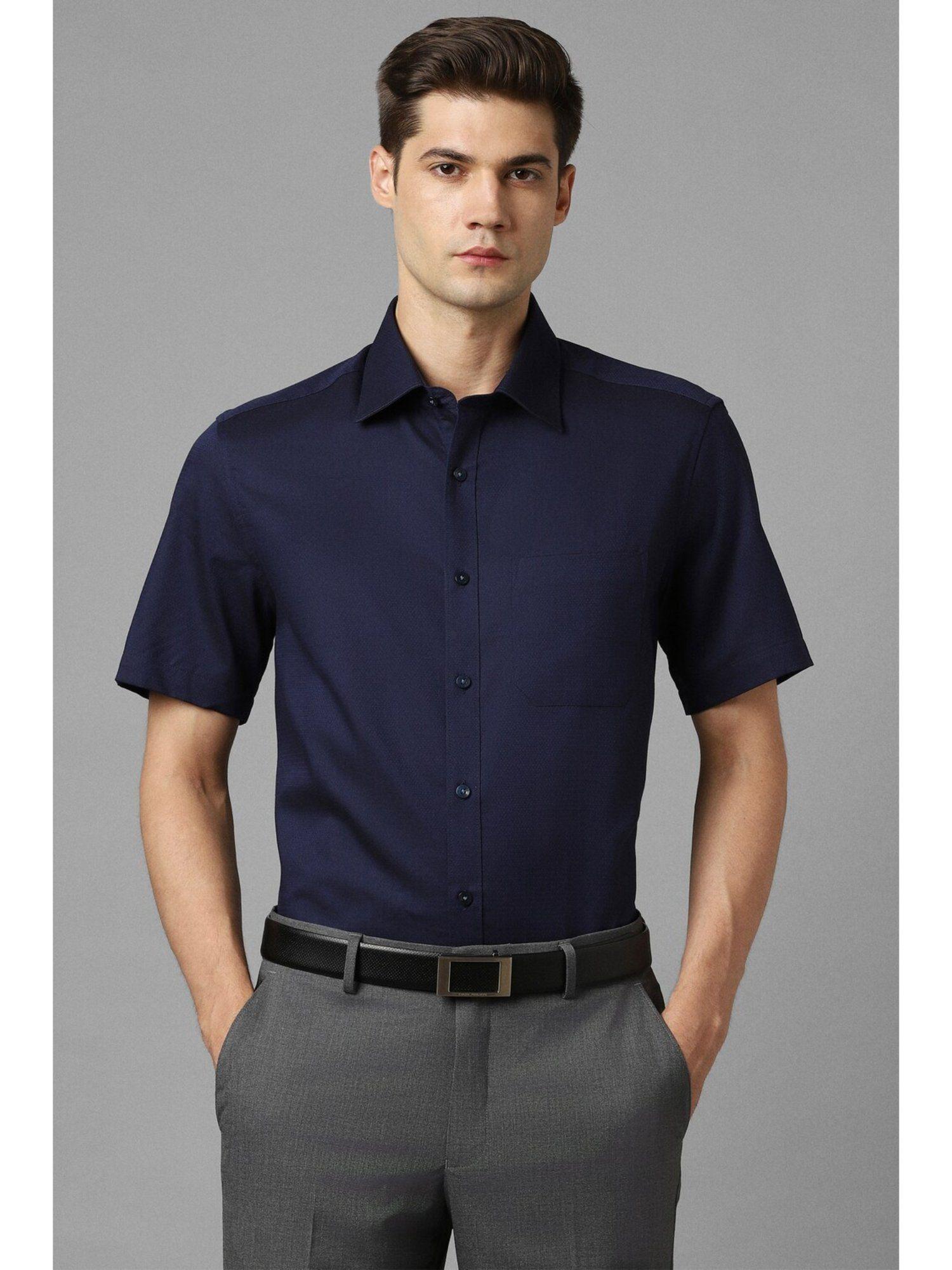 men navy blue classic fit textured half sleeves formal shirt
