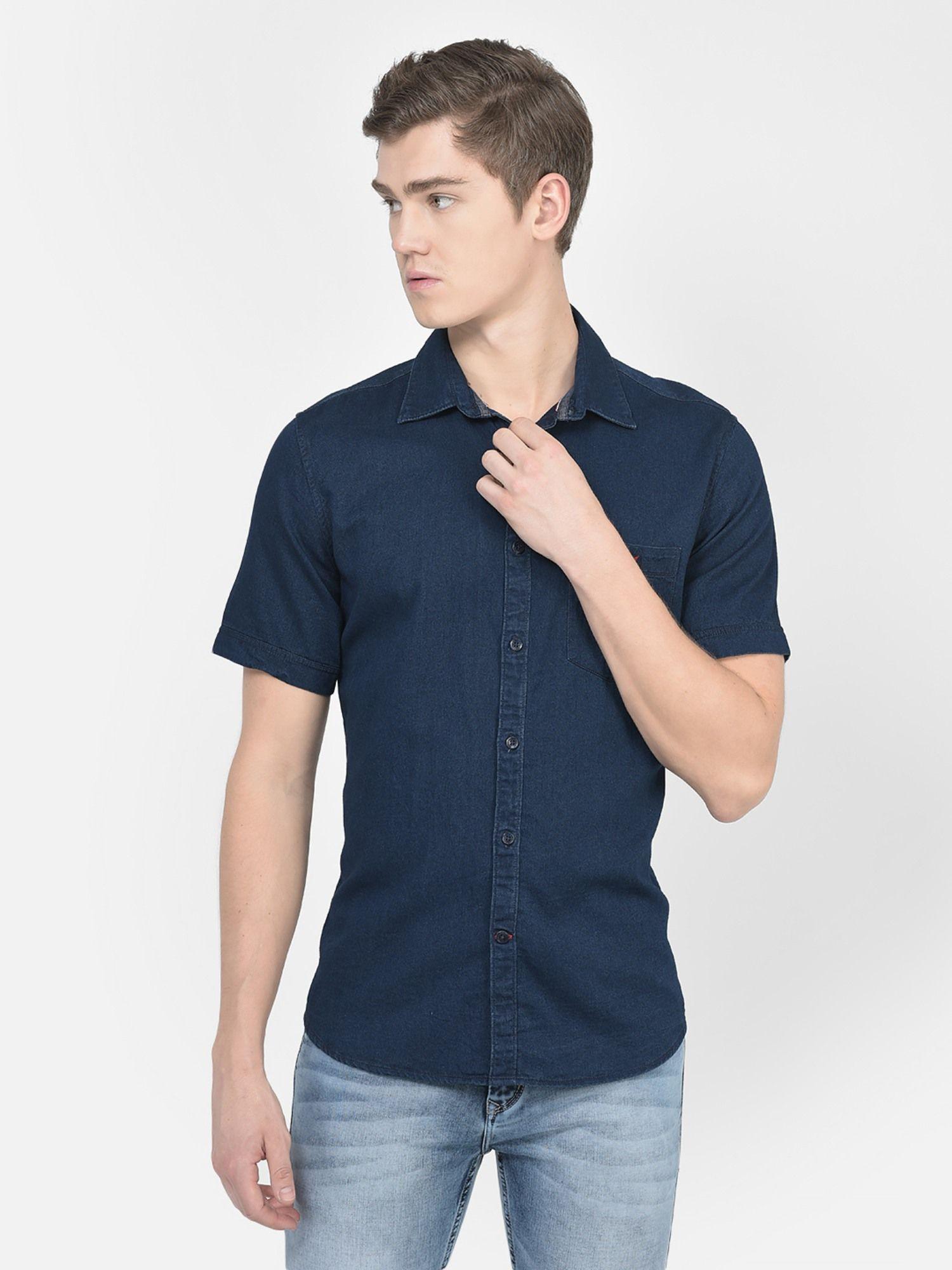 men navy blue short sleeved denim shirt
