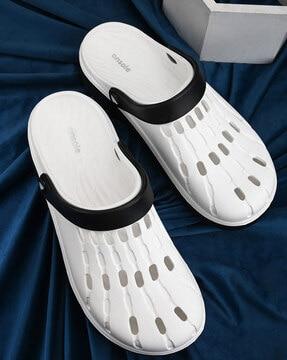 men perforated clogs with slingback