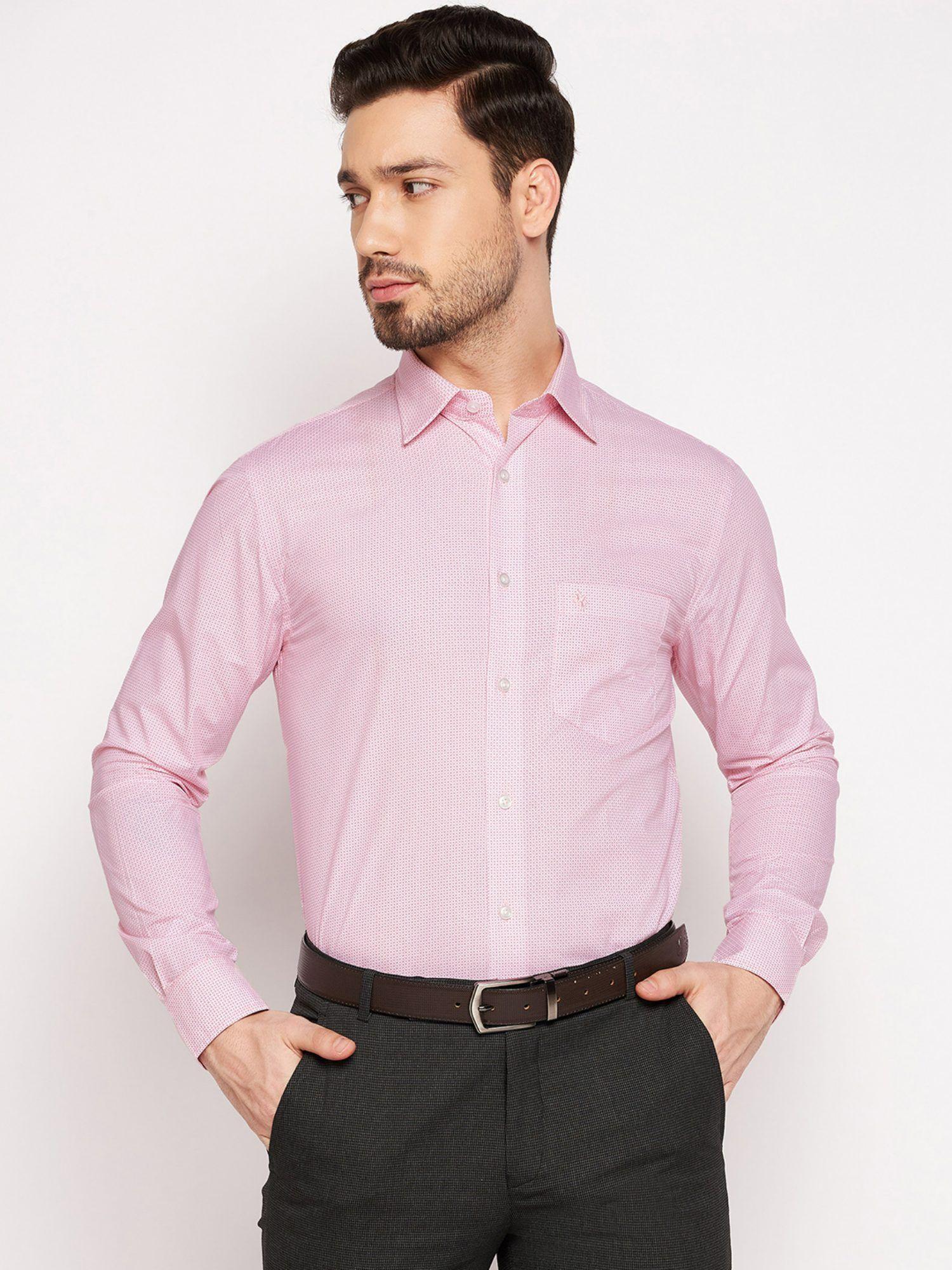men pink shirt