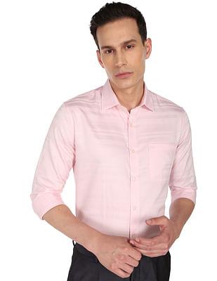 men pink spread collar self designed formal shirt