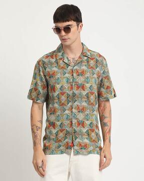 men printed regular fit shirt with cuban collar