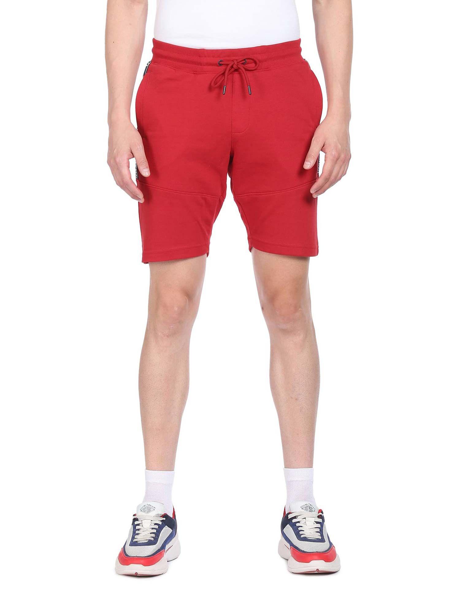 men red drawstring waist brand tape solid knit shorts