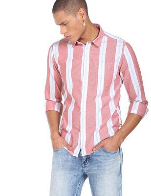 men red oxford vertical stripe cotton casual shirt