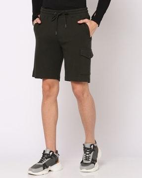 men-regular-fit-cargo-shorts