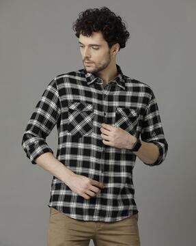 men regular fit flannel checks shirt with spread collar