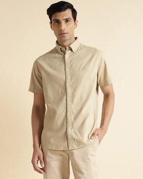 men regular fit shirt with button closure