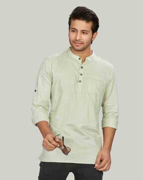 men regular fit short kurta with patch pocket