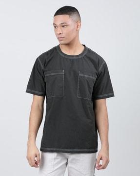 men relaxed fit round-neck t-shirt