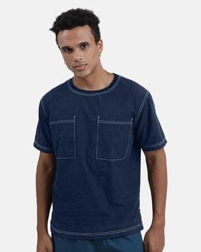 men relaxed fit round-neck t-shirt