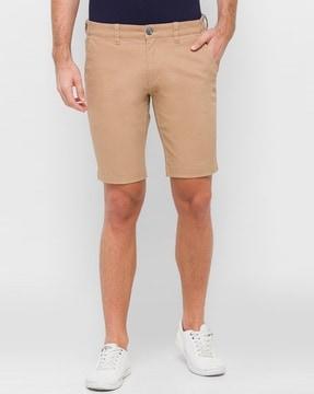men slim fit shorts with slip pockets