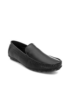 men slip-on round-toe loafers