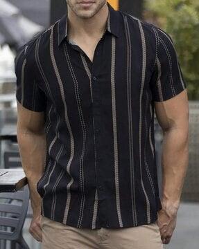 men striped regular fit shirt with spread collar