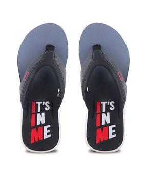 men thong-strap flip-flops with typographic print footbed