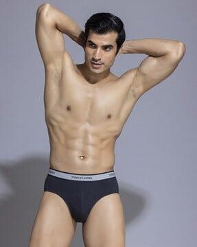 men-typographic-print-briefs-with-elasticated-waistband