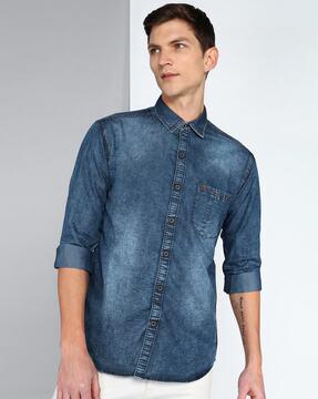 men washed slim fit shirt with patch pocket