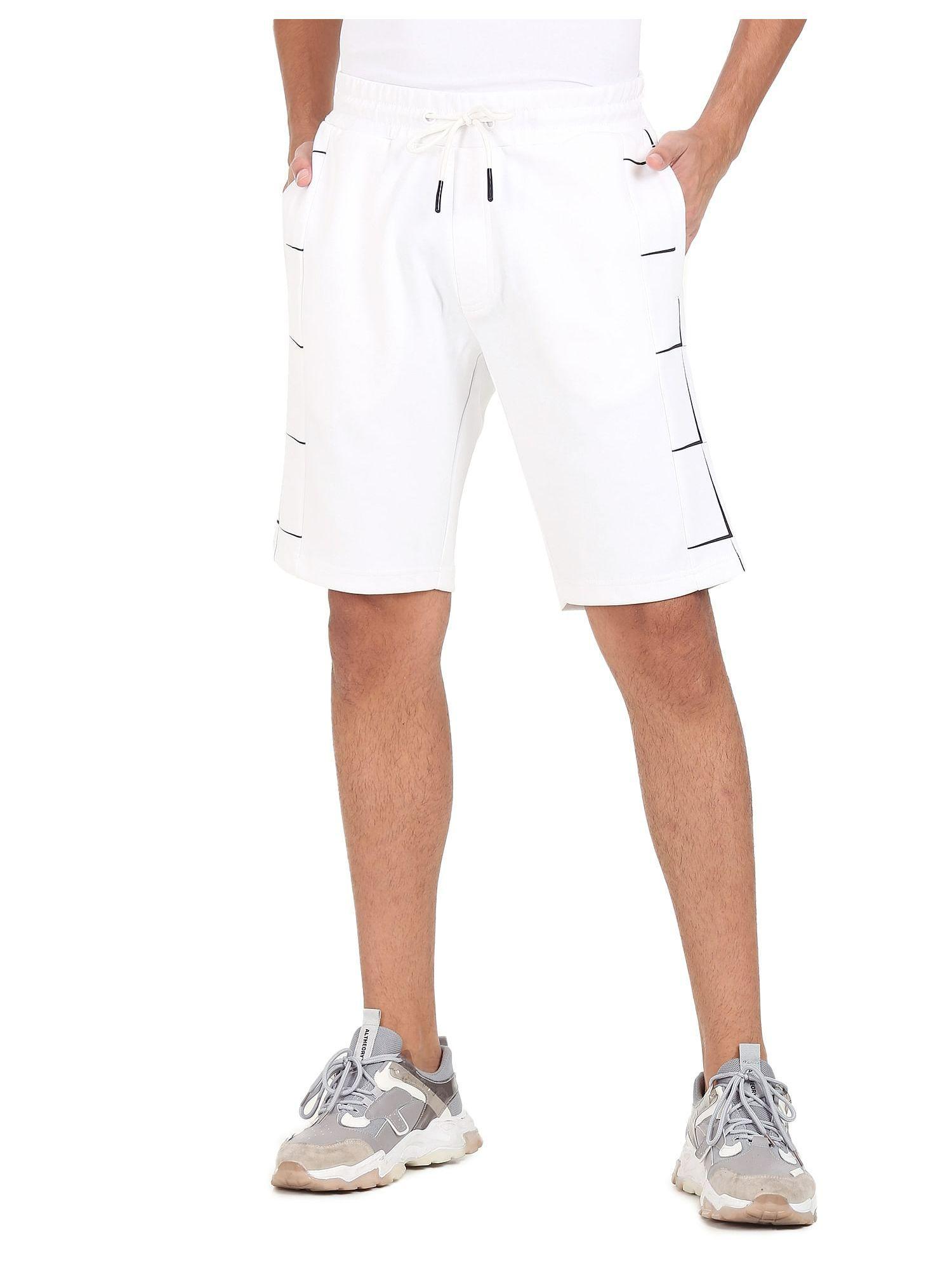 men white elasticized waist solid shorts