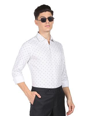 men white geometric print manhattan slim fit formal shirt