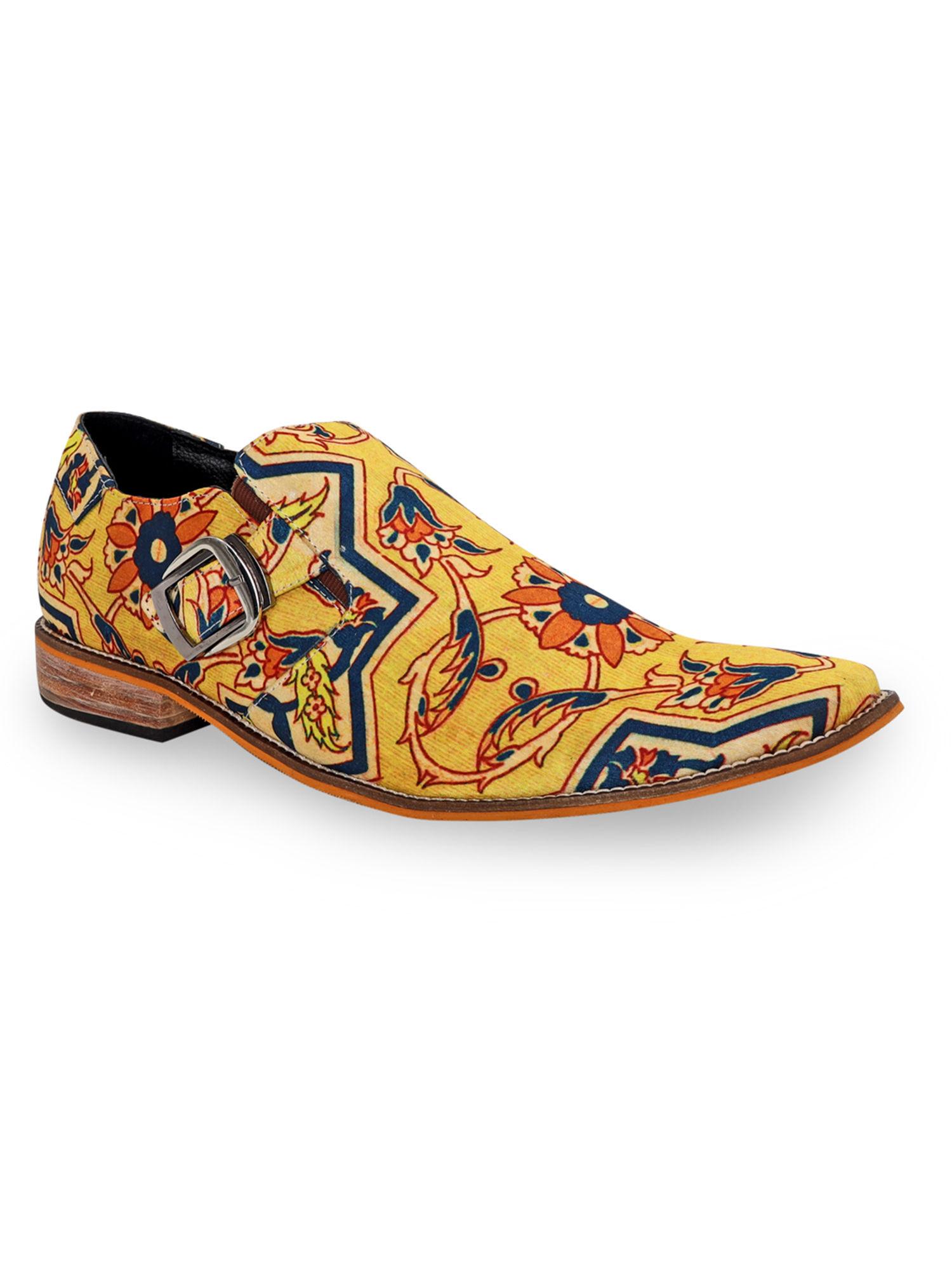 men yellow buckle up loafers shoes