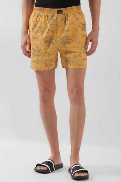 men yellow print regular fit casual shorts