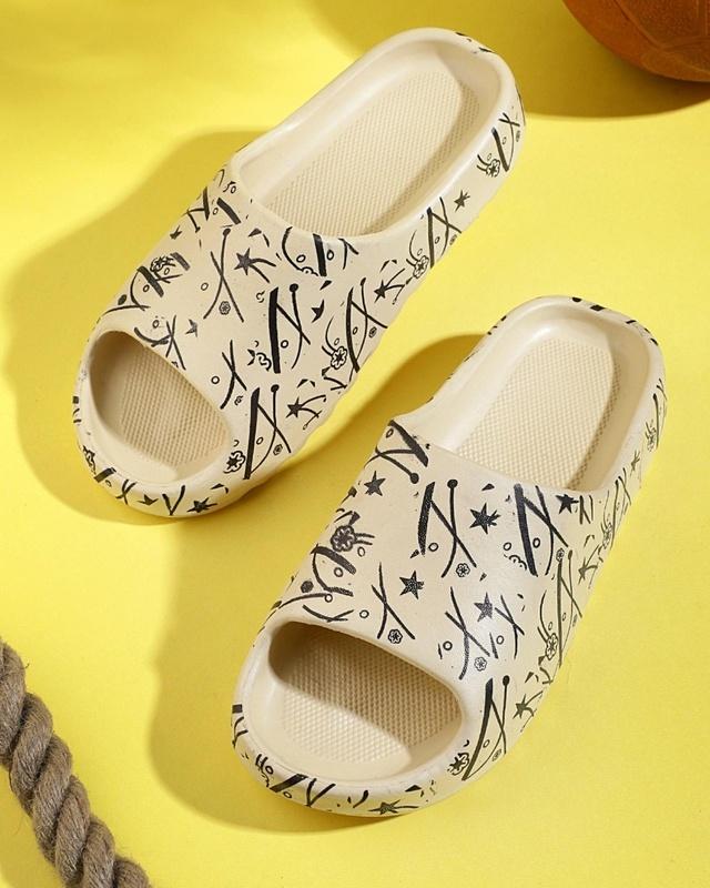 men's beige printed sliders