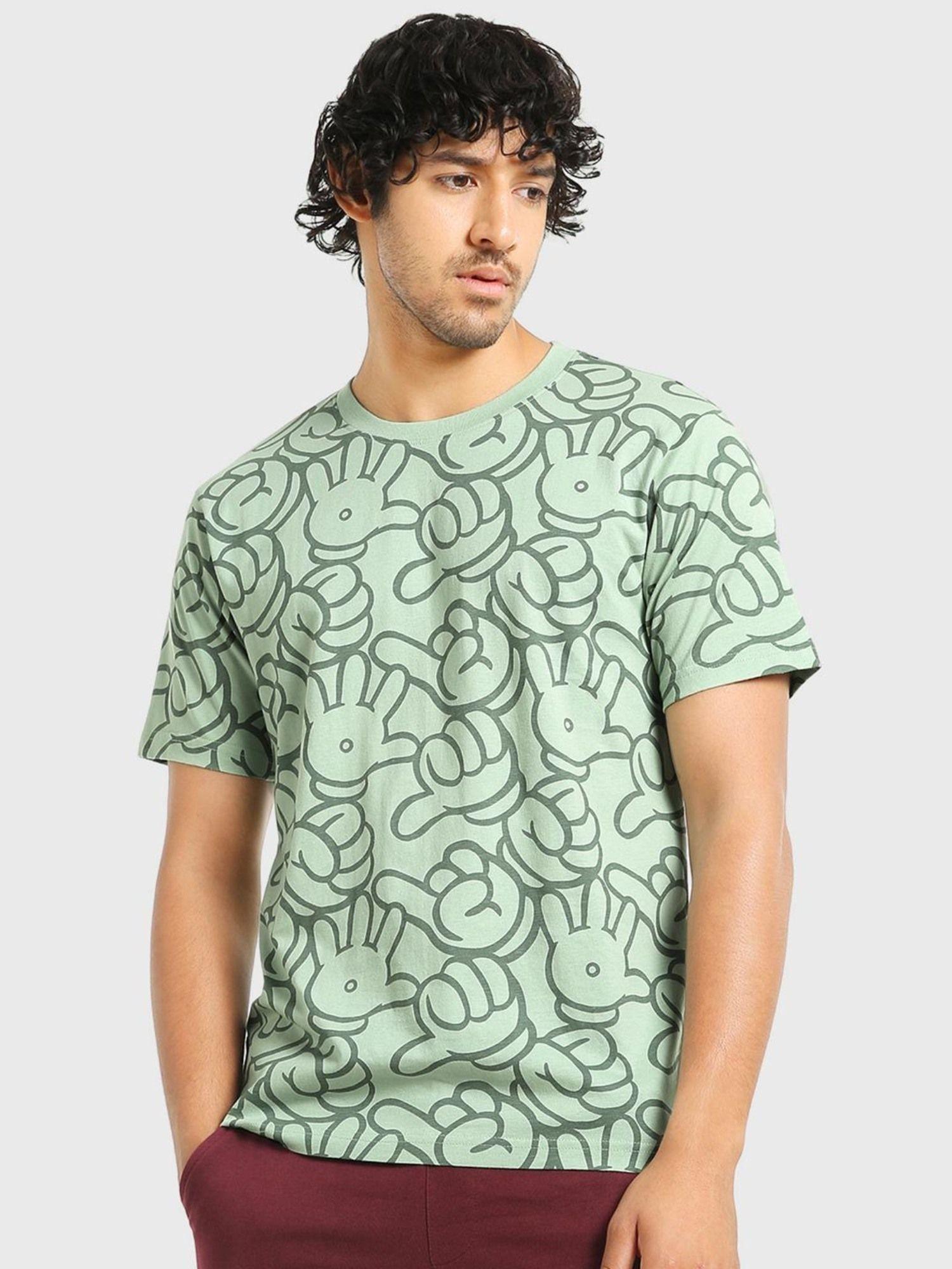 men's green graphic t-shirt