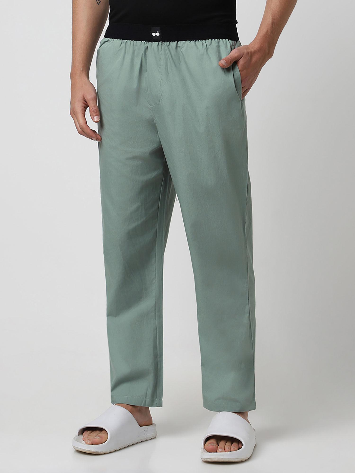 men's green pyjama