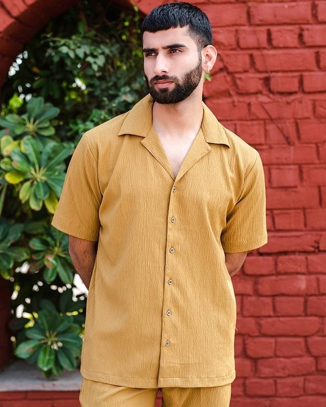 men's medallion yellow oversized shirt