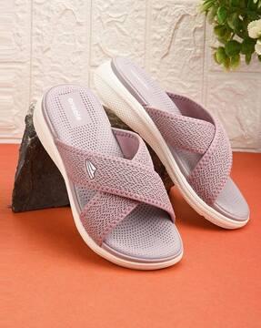men's sliders with knitted criss-cross straps