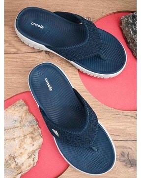men's t-strap flip flops with knitted straps