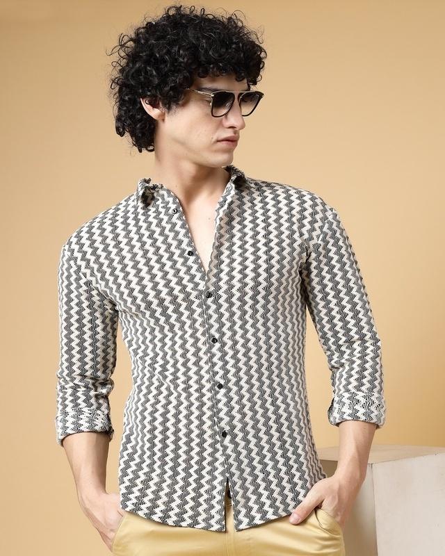 men's white & black zig zag crochet shirt